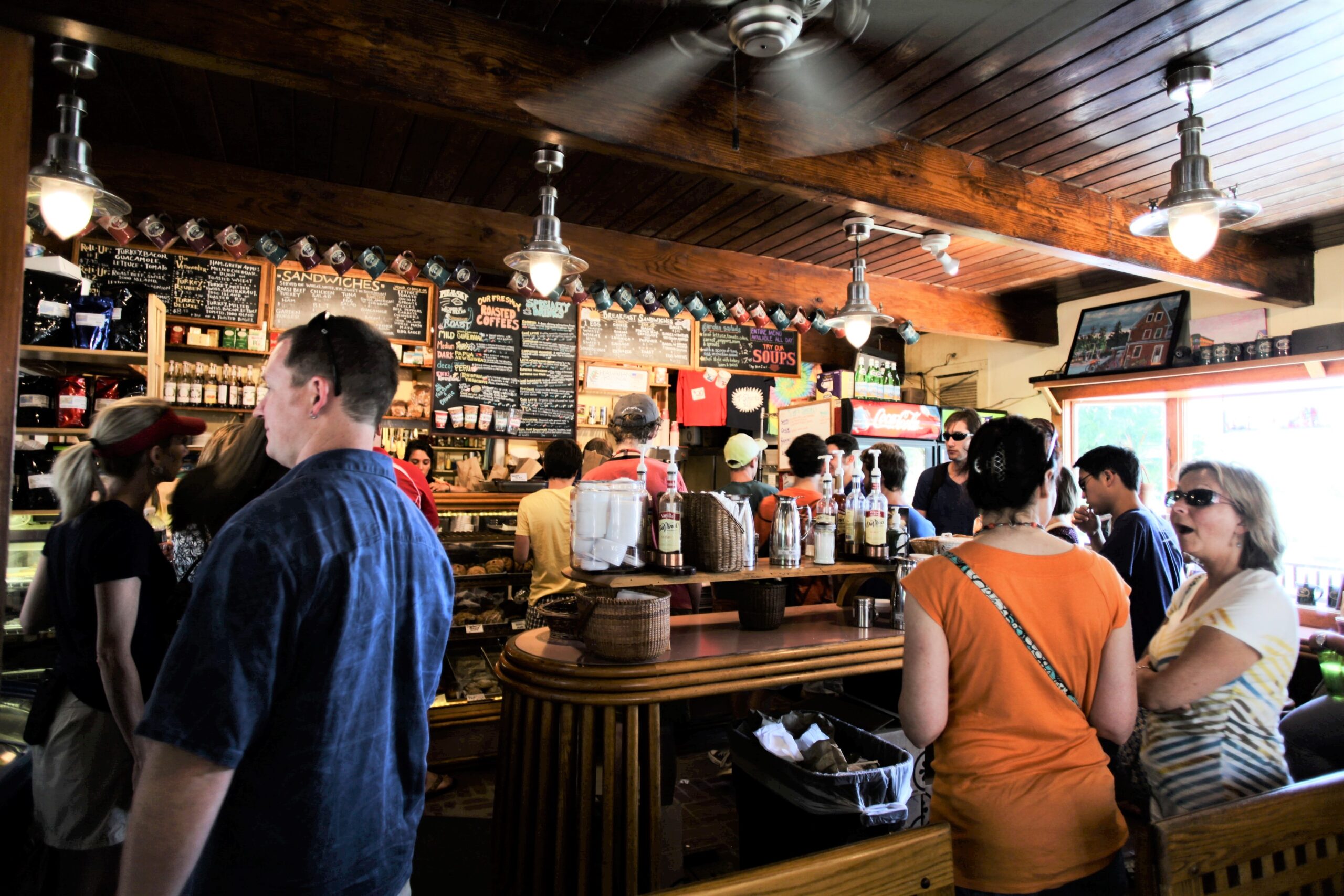 How to Create a Recurring Revenue Model That Appeals to Customers